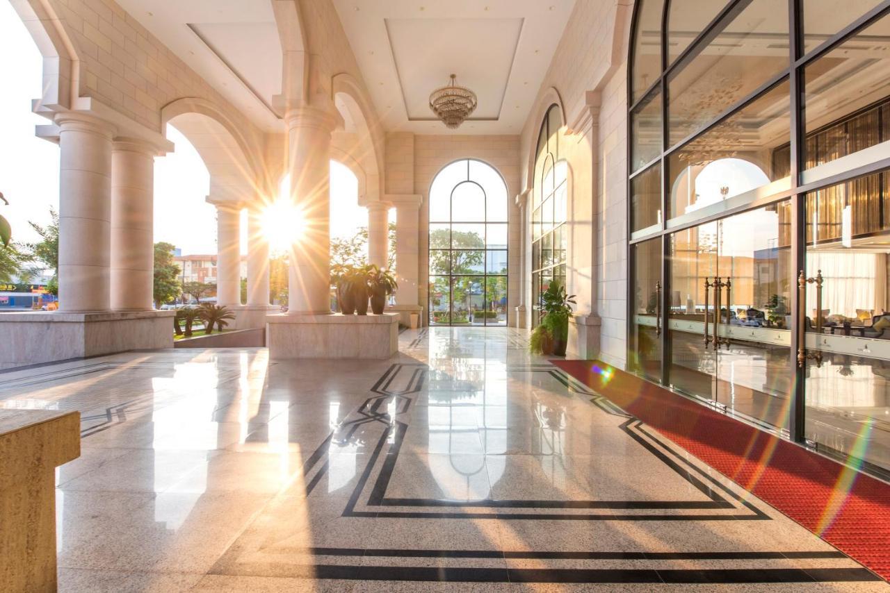 Melia Vinpearl Hai Phong Rivera Buitenkant foto