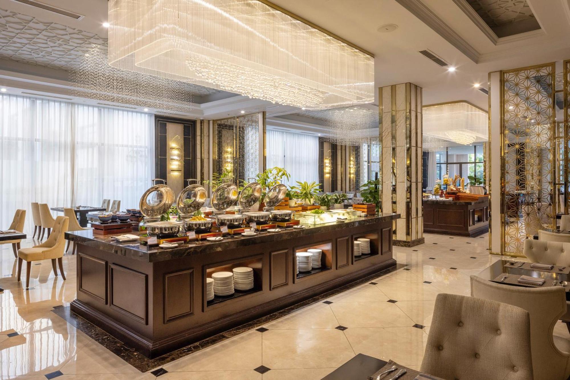 Melia Vinpearl Hai Phong Rivera Buitenkant foto