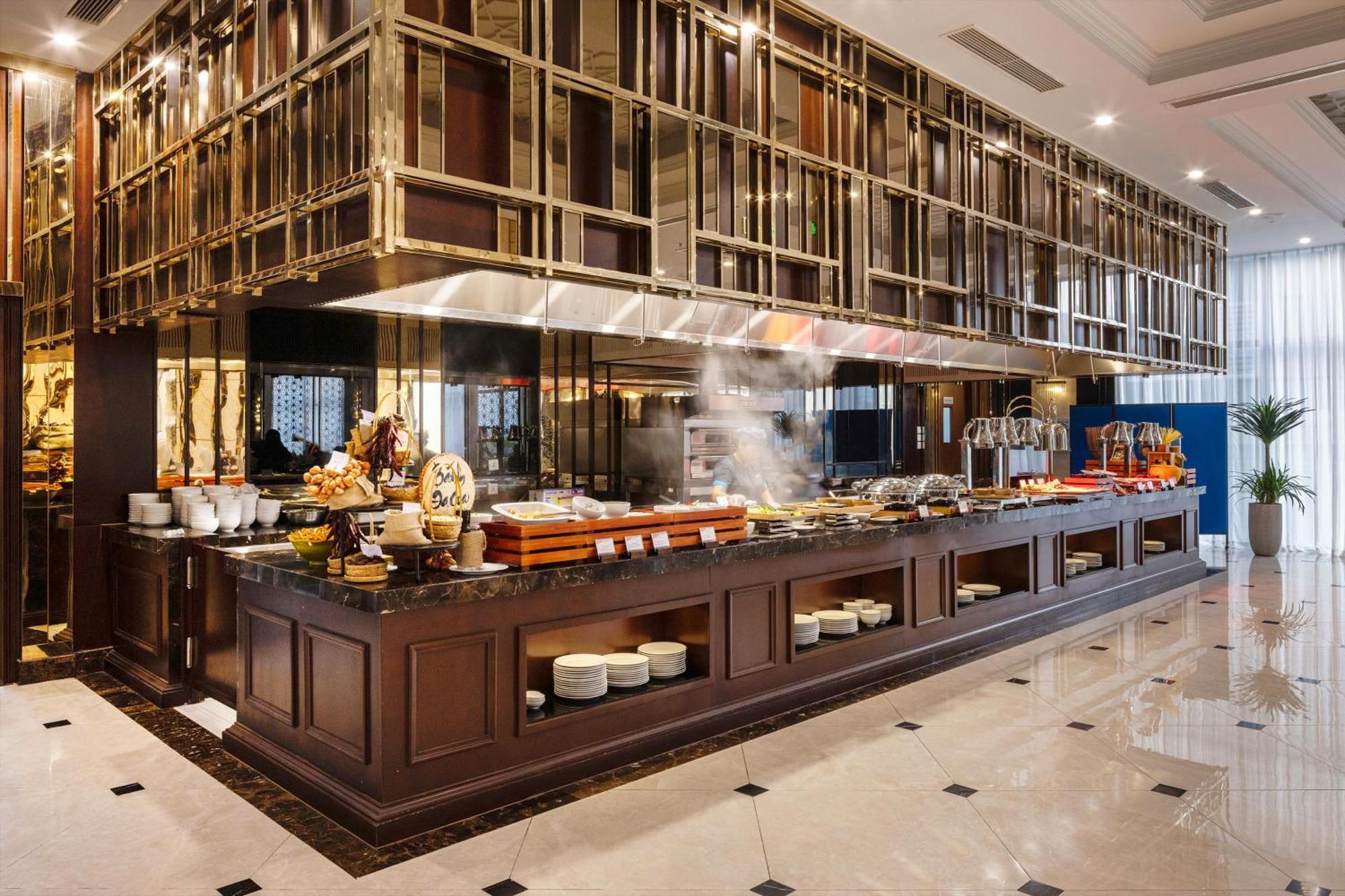 Melia Vinpearl Hai Phong Rivera Buitenkant foto